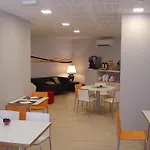 Aslyp 114 بيت ضيافة